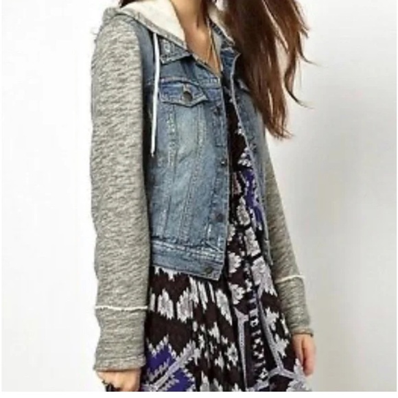 Free people Jean jacket size smalll - Picture 3 of 7
